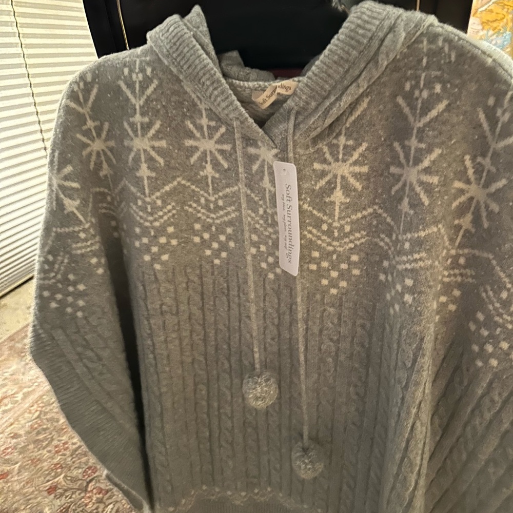 Sundance Gray Snowflake Knit Hoodie